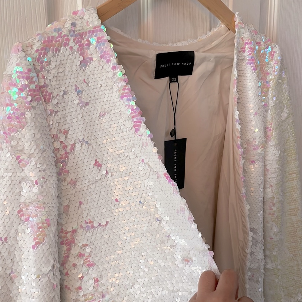 Front Row Shop Sequin White & Pink Blazer Size XS NWT - Picture 2 of 6
